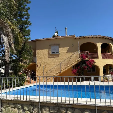 Cosy House With A Private Pool And Garden *