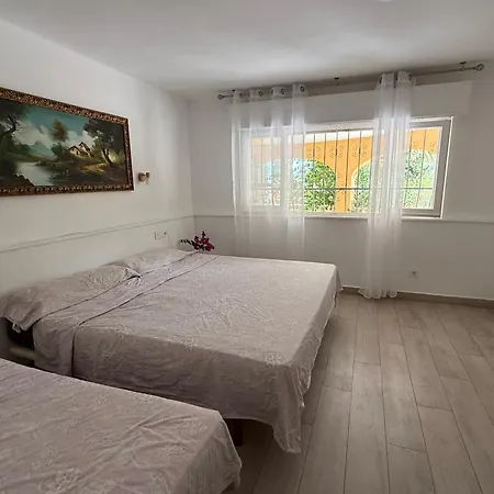 샬레 Cosy House With A Private Pool And Garden *